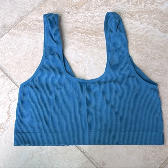 Coolsie Teal Ribbed Crop Top🔴 - Picture 1 of 3